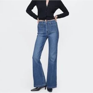 GAP Flare High Rise Jeans in Indigo Size 35